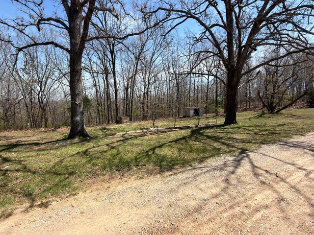 2731 County Road 250, Thayer, MO 65791