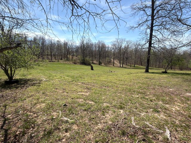 2731 County Road 250, Thayer, MO 65791