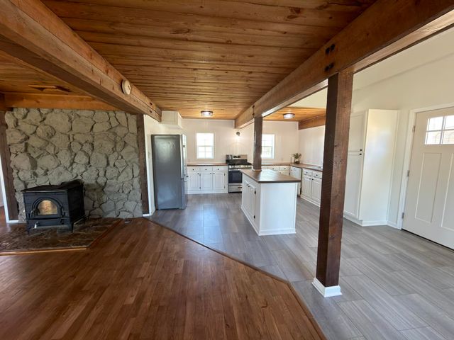 2731 County Road 250, Thayer, MO 65791