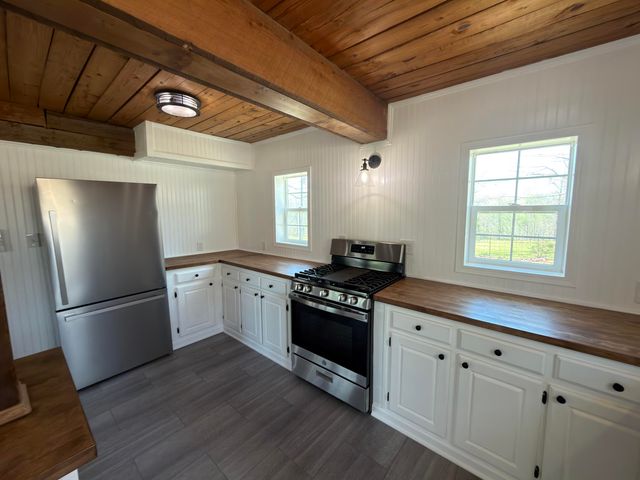 2731 County Road 250, Thayer, MO 65791