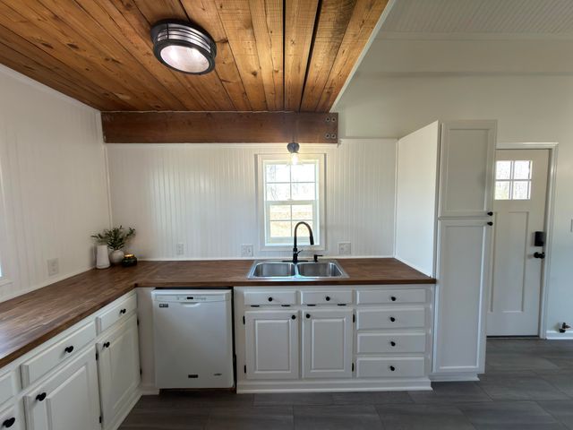 2731 County Road 250, Thayer, MO 65791