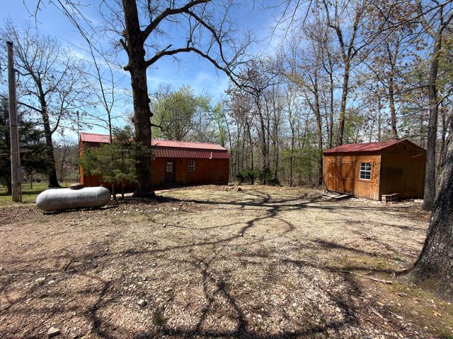 2731 County Road 250, Thayer, MO 65791