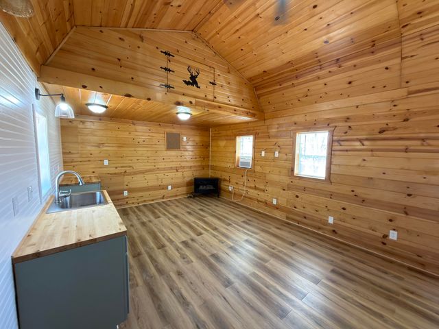 2731 County Road 250, Thayer, MO 65791