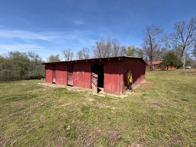2731 County Road 250, Thayer, MO 65791