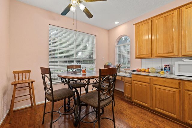 9046 Fairbloom Lane, Houston, TX 77040