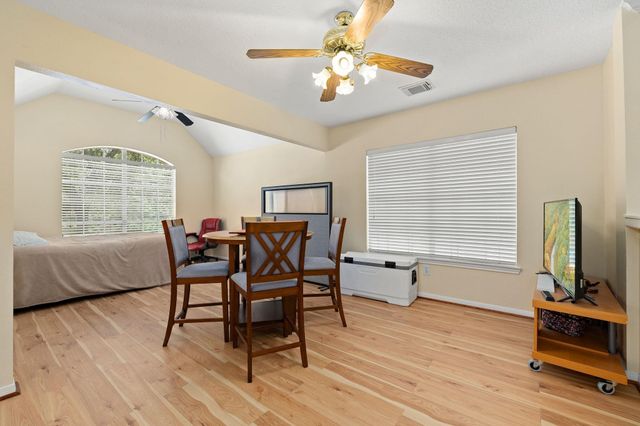 9046 Fairbloom Lane, Houston, TX 77040