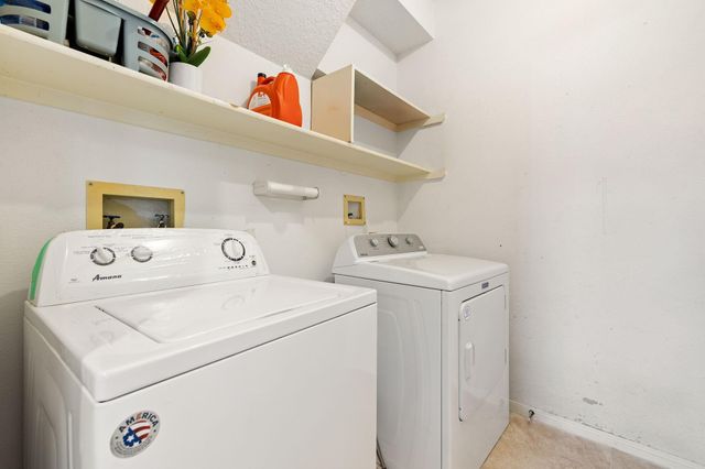 9046 Fairbloom Lane, Houston, TX 77040