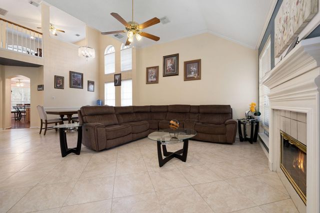 9046 Fairbloom Lane, Houston, TX 77040