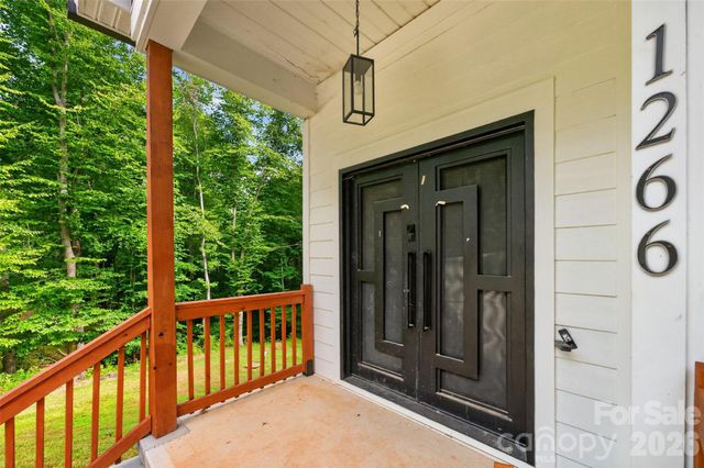 1266 Ron Whicker Drive, Catawba, NC 28609