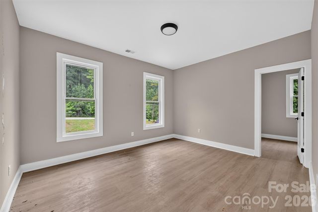 1266 Ron Whicker Drive, Catawba, NC 28609