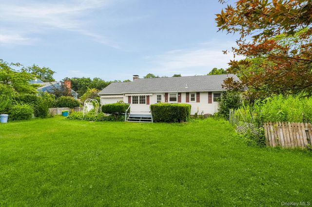 4 Broadview Road, Poughkeepsie, NY 12603