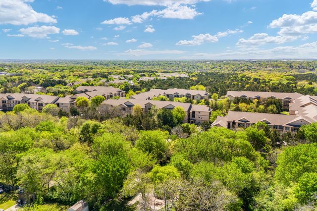 2709 Barlow Avenue, Dallas, TX 75233