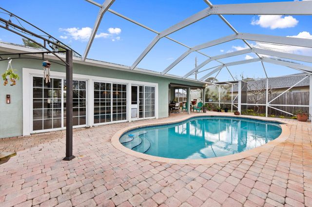 501 SW Todd Avenue, Port St. Lucie, Port St Lucie, FL 34983