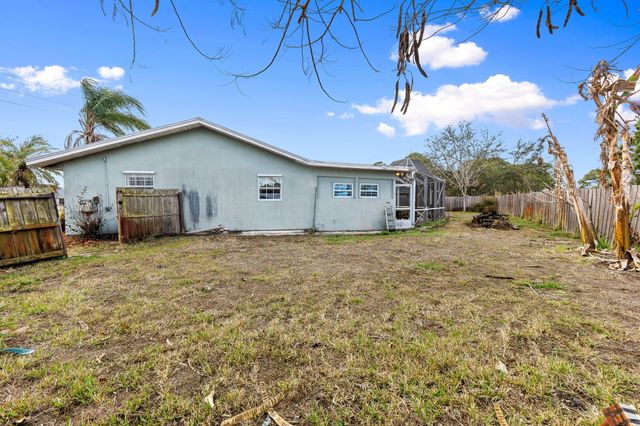 501 SW Todd Avenue, Port St. Lucie, Port St Lucie, FL 34983