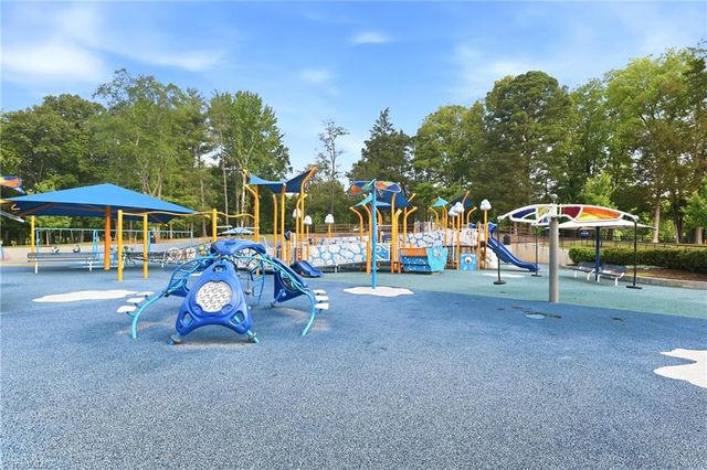 4107 Lincoln Mill Drive, Mcleansville, NC 27301