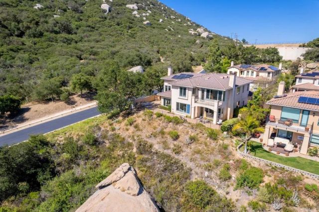 17094 Obsidian Drive, Ramona, CA 92065