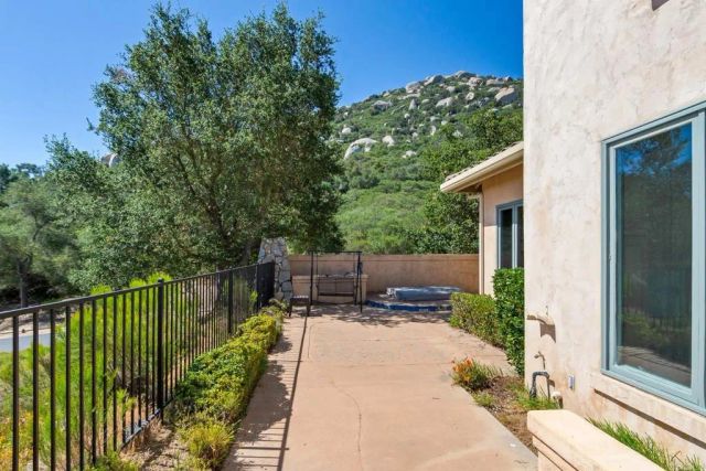 17094 Obsidian Drive, Ramona, CA 92065