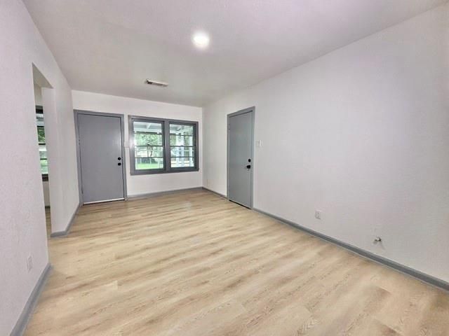 2419 Meadow Lane, La Marque, TX 77568