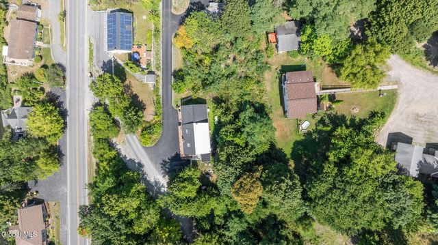 81 Rodgers Lane, Saratoga, NY 12866
