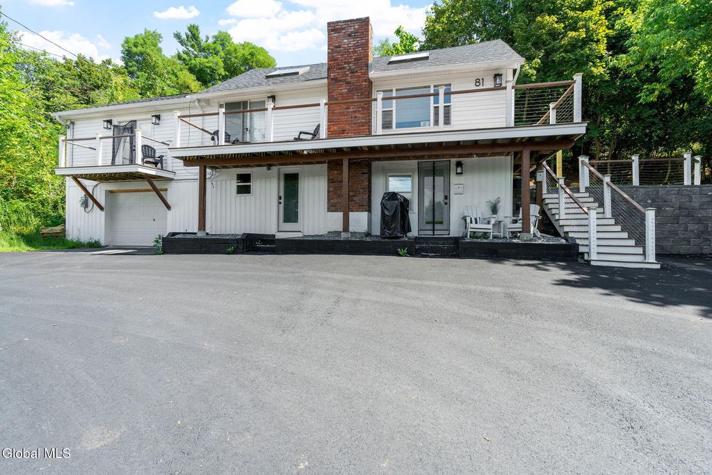 81 Rodgers Lane, Saratoga, NY 12866