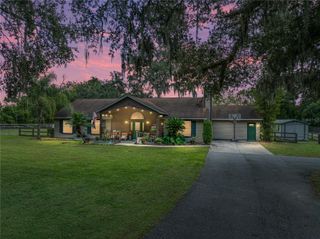 6748 16TH STREET, Zephyrhills, FL 33542