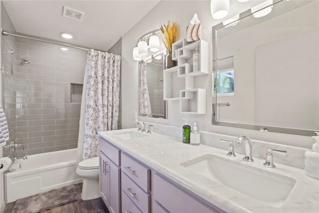 224 Harbor Drive, Gun Barrel City, TX 75156