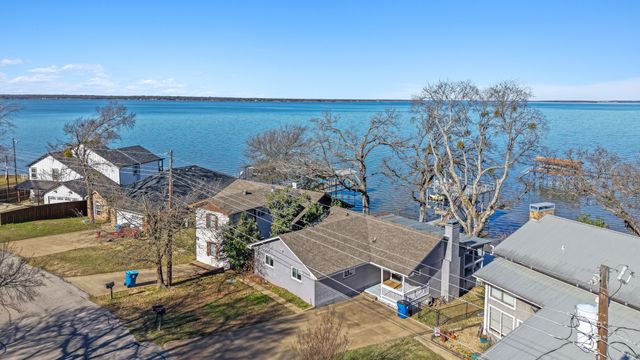 224 Harbor Drive, Gun Barrel City, TX 75156