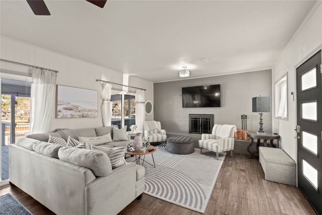 224 Harbor Drive, Gun Barrel City, TX 75156