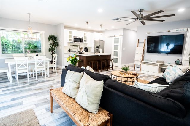 3301 SE 12th Street, Pompano Beach, FL 33062