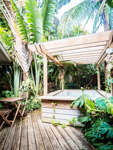 3301 SE 12th Street, Pompano Beach, FL 33062