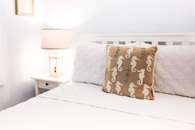 3301 SE 12th Street, Pompano Beach, FL 33062