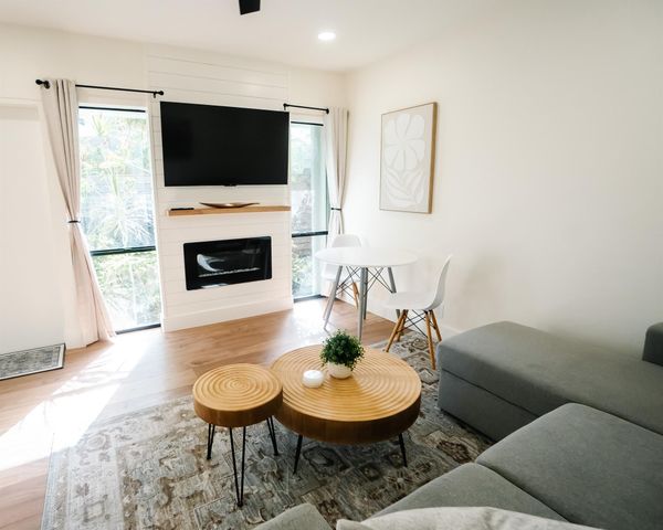 3301 SE 12th Street, Pompano Beach, FL 33062