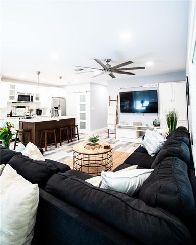 3301 SE 12th Street, Pompano Beach, FL 33062