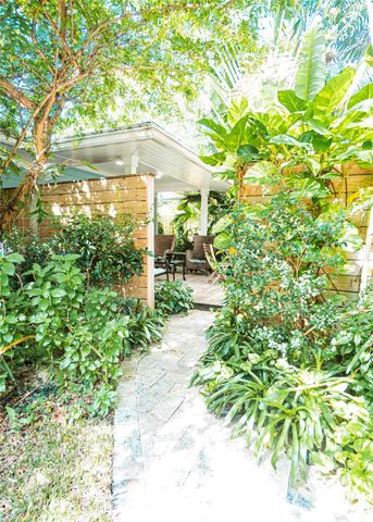 3301 SE 12th Street, Pompano Beach, FL 33062