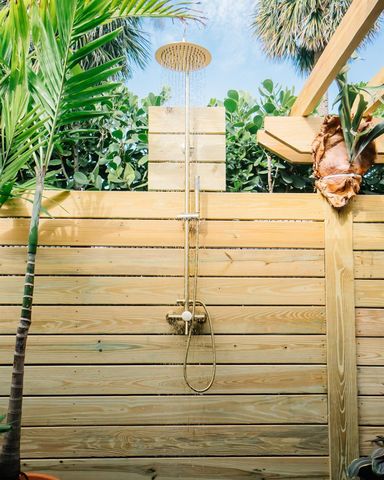 3301 SE 12th Street, Pompano Beach, FL 33062