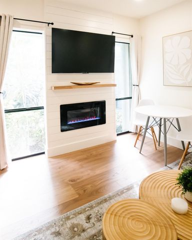 3301 SE 12th Street, Pompano Beach, FL 33062