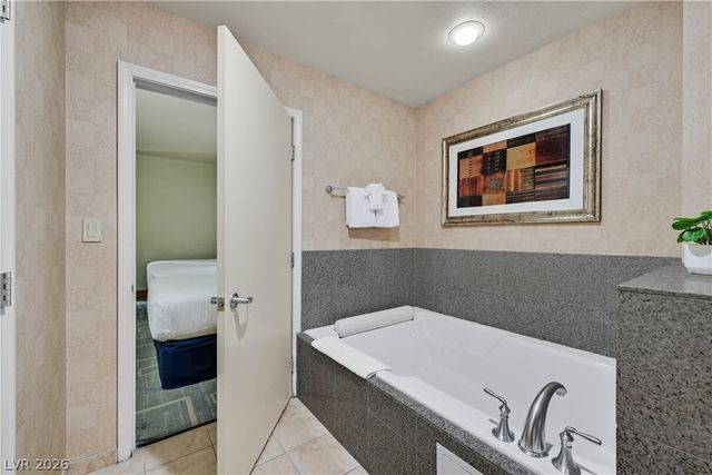 211 East Flamingo Road 620, Las Vegas, NV 89169