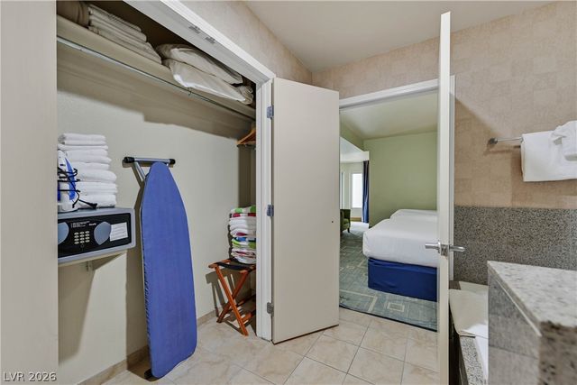 211 East Flamingo Road 620, Las Vegas, NV 89169