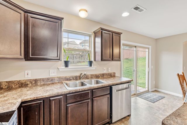 205 Mariner Court, Greer, SC 29650