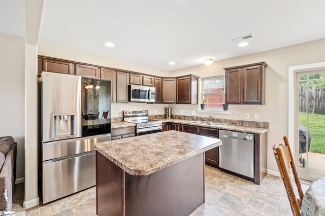 205 Mariner Court, Greer, SC 29650