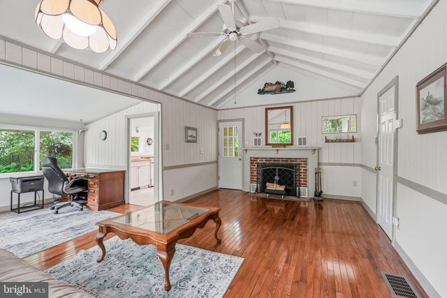 44 BRIDGE 4, Pipersville, PA 18947
