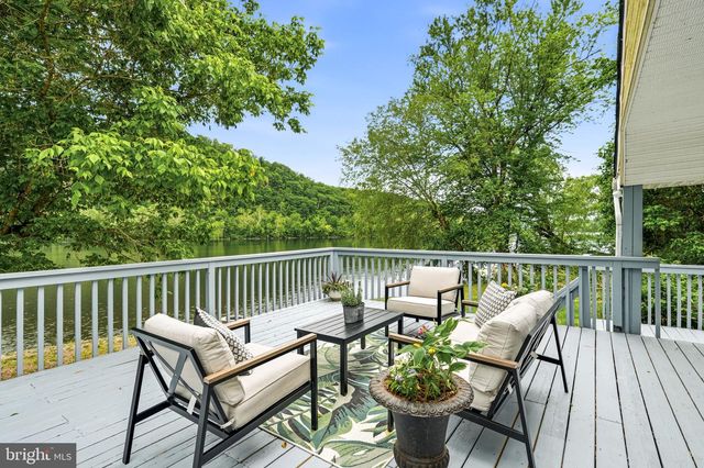 44 BRIDGE 4, Pipersville, PA 18947