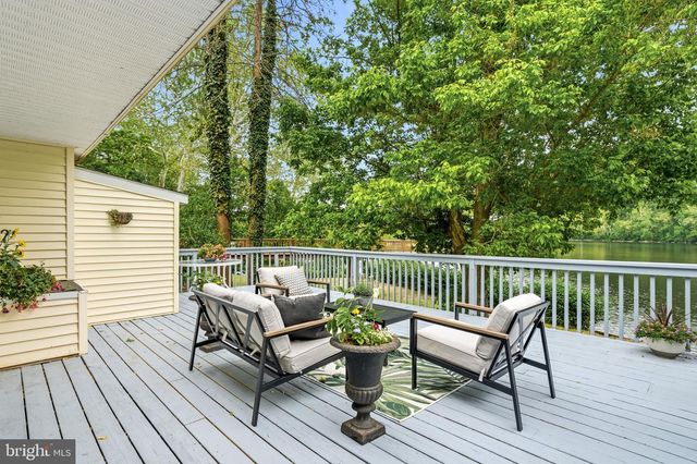 44 BRIDGE 4, Pipersville, PA 18947