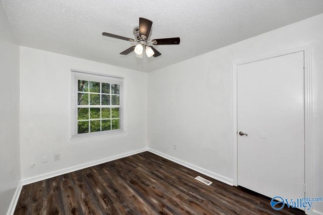 2904 Pulaski Pike NW, Huntsville, AL 35810