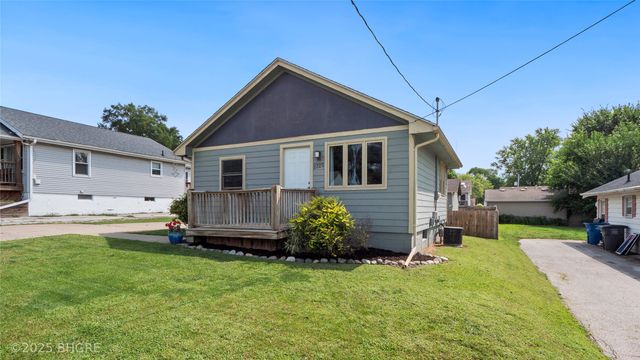 2325 E 40th Court, Des Moines, IA 50317