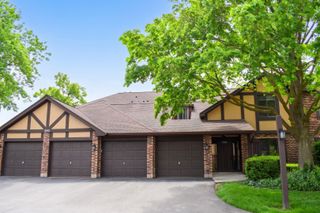 890 Sheldon Court D, Wheaton, IL 60189