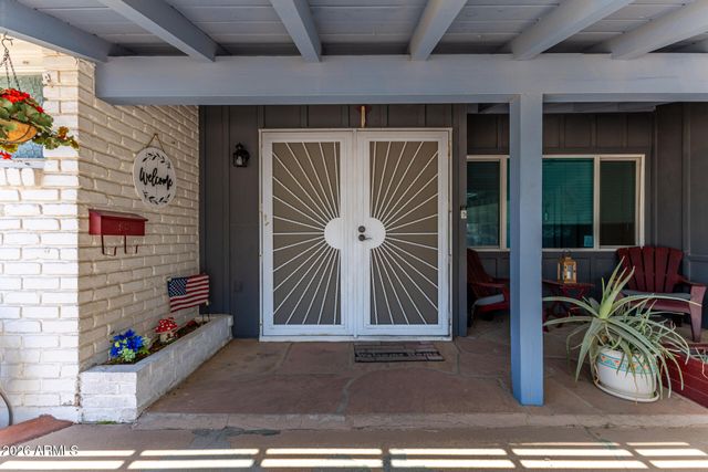 729 S EDGEWATER Drive, Mesa, AZ 85208