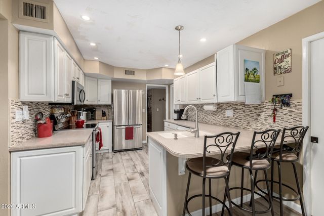 729 S EDGEWATER Drive, Mesa, AZ 85208