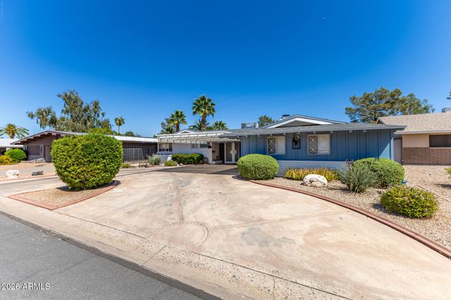 729 S EDGEWATER Drive, Mesa, AZ 85208