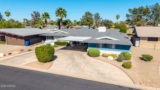 729 S EDGEWATER Drive, Mesa, AZ 85208